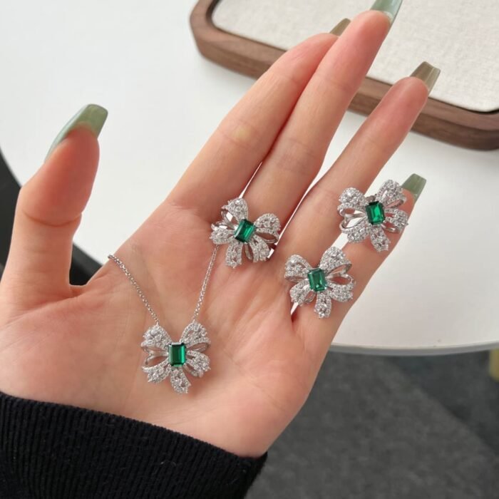 Aurojewels Green Zirconia Bow Design Fashion Earrings