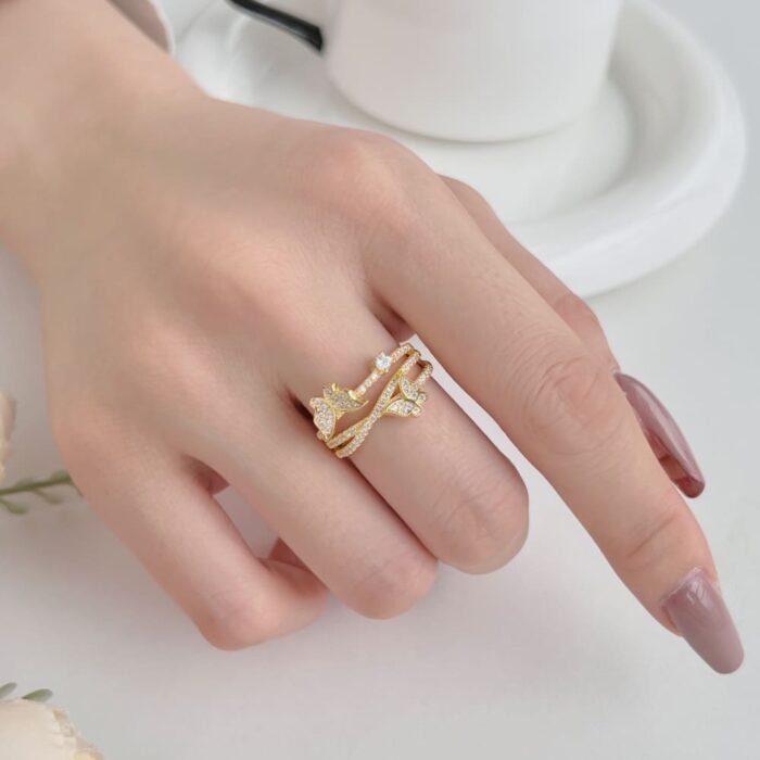 Aurojewels White Round Zirconium Butterfly Ring