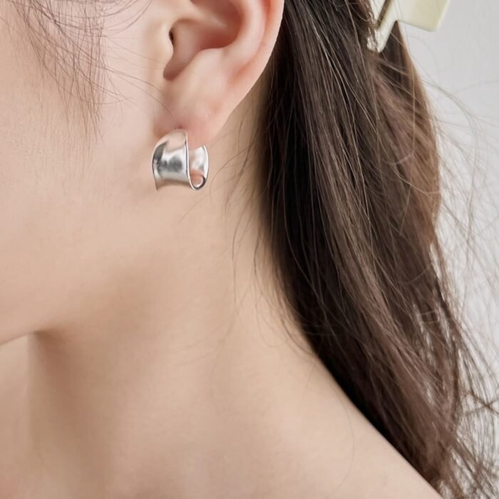 Aurojewels 925 Sterling Silver Wide Frosted Earrings