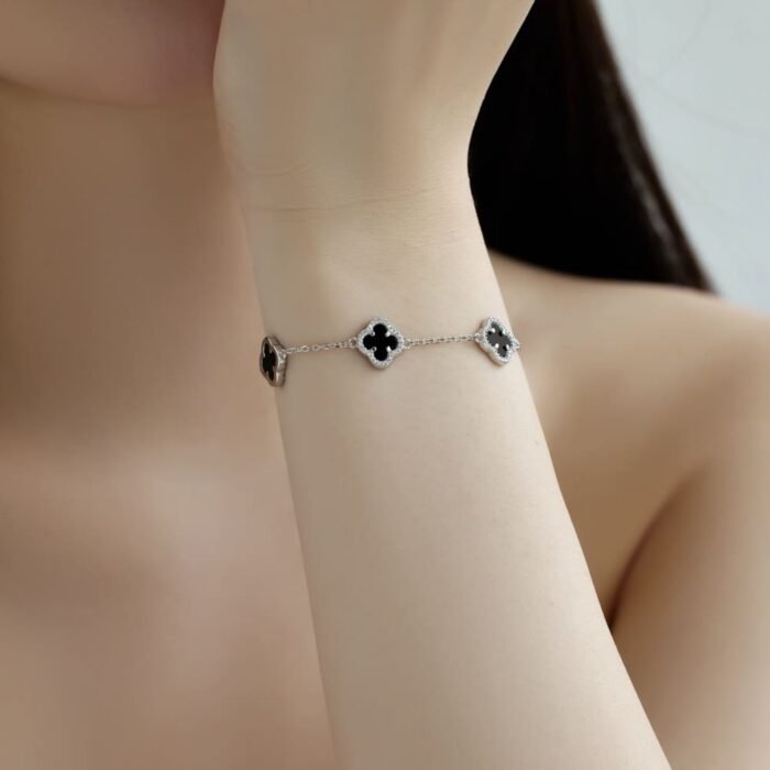 Aurojewels Silver S925 Onyx White Round Zirconia with Diamonds Foliflora Bracelet